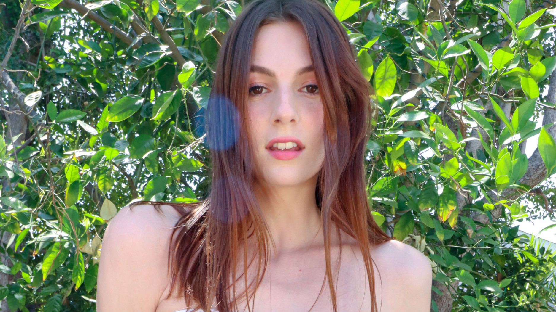 Amanda Riley In A Hot Sticky Mess!