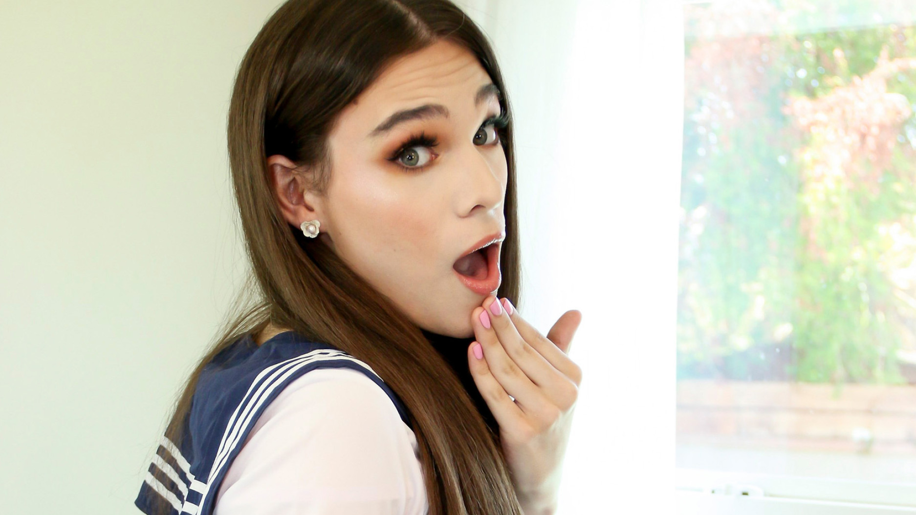Schoolgirl Seduction!